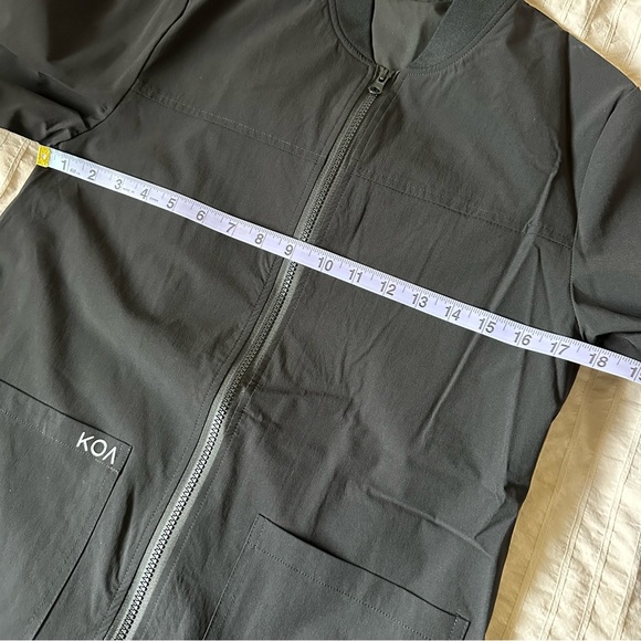 KOA scrub jacket - Picture 5 of 8